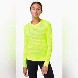 Lululemon Swiftly Breathe Long Sleeve Squad
 - Yellow Highlight